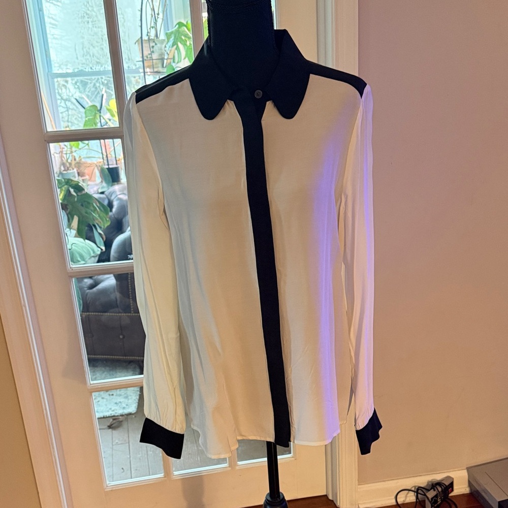 Boden Black and White Button Down Shirt